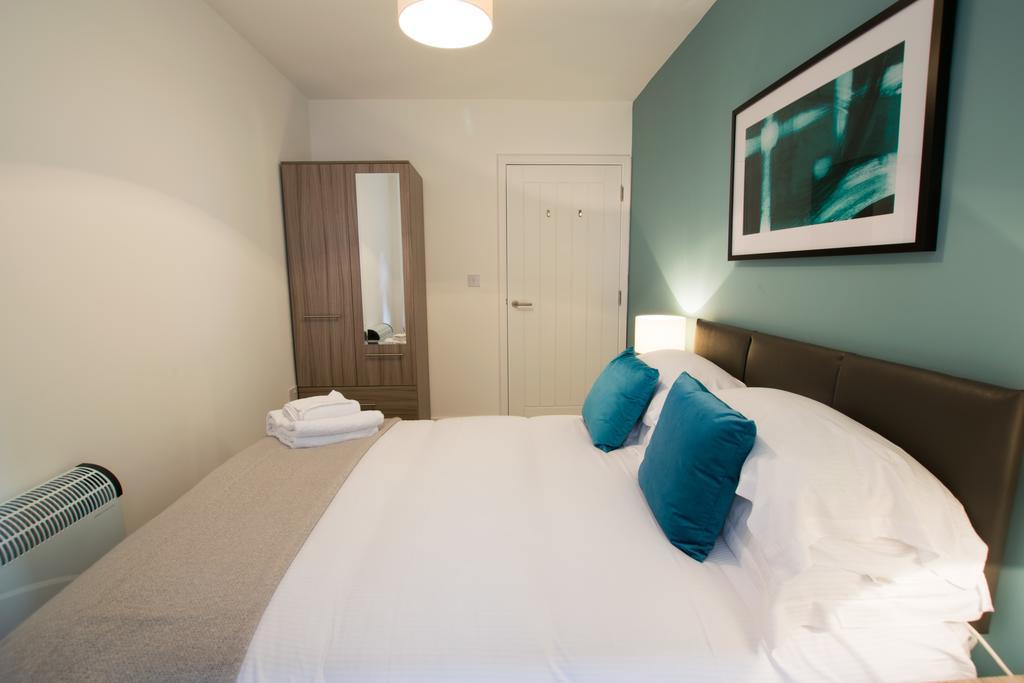 Elm Court Serviced Apartments Stratford-upon-Avon Exteriör bild