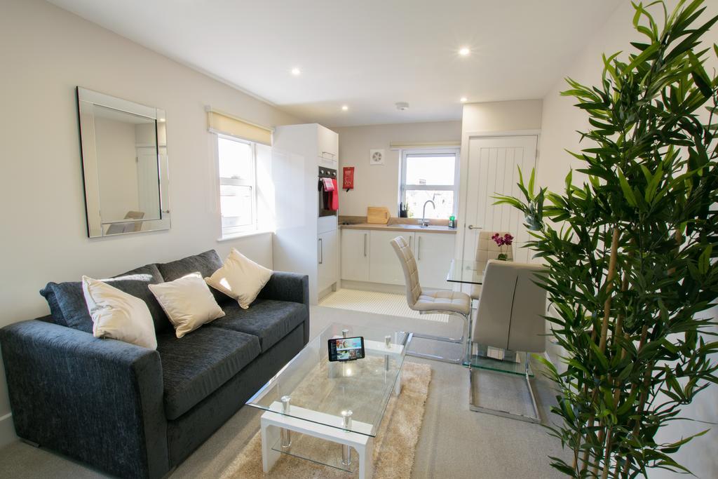 Elm Court Serviced Apartments Stratford-upon-Avon Exteriör bild